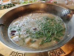 -颜氏双江清水鱼一养身火锅(磁器口店)