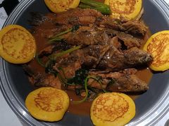 铁锅昂刺鱼贴玉米饼-关东小磨东北菜(漕河泾印象城店)