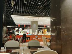 -武汉世茂希尔顿酒店·汇·全日餐厅