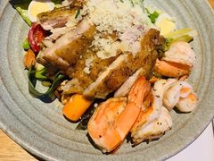 鸡肉牛油果沙拉-The Diner X餐厅(青岛万象城店)