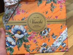-VENCHI 闻绮(上海佛罗伦萨小镇店)