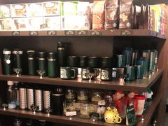 零售区-星巴克(杭州银泰城西一店)