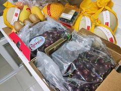 -上海龙吴水胜海发市场