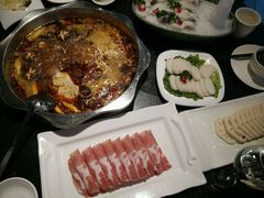 -小天鹅火锅·一线江景洪鼎旗舰店(洪崖洞店)