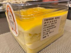 芒果慕斯蛋糕-麦香坊(伏波山店)