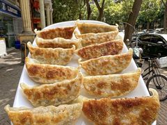 -李与白包子铺(桐梓林店)