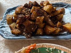 -维吾尔餐厅(宜山路店)