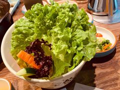 -明洞阿姨·韩式酱蟹烤肉·创意料理(三元桥店)