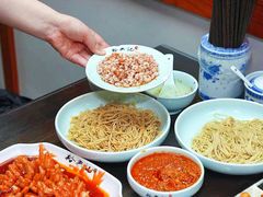 -裕兴记•蟹黄面馆(人民广场店)