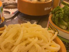 -龍歌自助小火锅(市南金茂湾店)