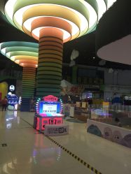 -玩塾品格乐园(宇宙太空龙旗店)