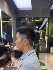 -不迫先生专业男士剪发