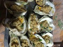 -覃记海鲜美食餐厅