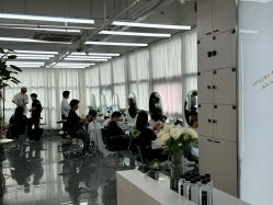 -烫·染专业店