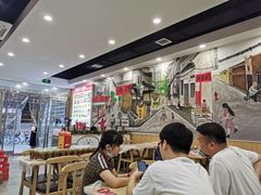 -江城燕子大排档(江汉路步行街店)