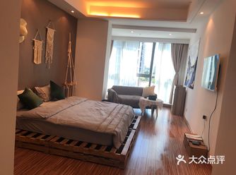 滨海新区超大落地窗网红民宿