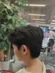 -米娜男士新国潮理发馆
