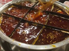 -邓莽子老火锅(中兴路总店)