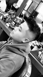 -尼特斯男士发型馆