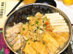 -刘姐啤酒鱼民族演艺餐厅(西街总店)