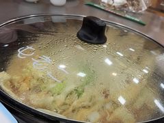 -屯老二农家铁锅炖·行业领军者(梅江店)