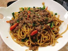 湿炒牛河-华威达牛庄(黄埔大道西店)