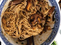 蛤蜊猪肝面-沪西老弄堂面馆(定西路店)