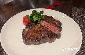 M5 Ribeye Steak Dry-Aged
