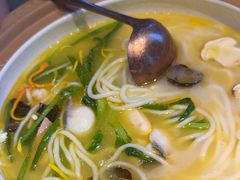 -云海肴·汽锅鸡·云南菜(天山百盛优客店)