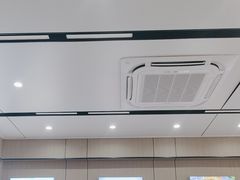 -丹水桥地锅鱼·翘嘴鲌·地方特色全鱼宴(丹江口大坝店)