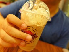 巧克力奶昔-FATBURGER 特富客汉堡(外交公寓店)