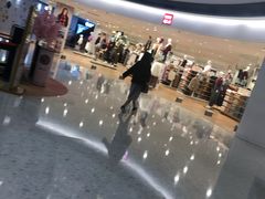 -优衣库(上海金桥太茂店)