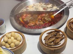 -卤校长重庆火锅(国兴店)