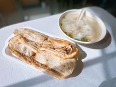 肥肠火烧-宝光熏肉鞋底火烧(新街口店)