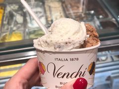 -VENCHI 闻绮(上海佛罗伦萨小镇店)