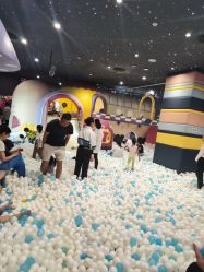 -MELAND CLUB亲子乐园·派对·餐厅(北京芳圆里ID MALL店)