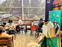 大堂-星巴克(浙江省人民医院店)