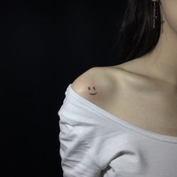 -木子·纹身店TATTOO穿孔·洗纹身