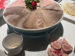 -茅草房·河畔园林火锅