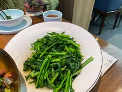 -有红鸡毛店·川菜(建设路店)