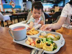 -布鲁豪斯亲子欢乐家庭餐厅