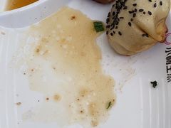 -小杨生煎(金山百联购物中心3楼店)