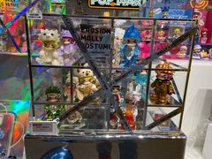 -泡泡玛特POPMART(上海环球港店)