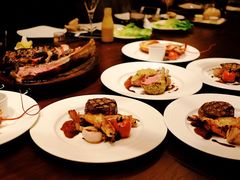 -恰餐厅及酒吧 CHAR Bar & Grill (北京丽都皇冠假日店)