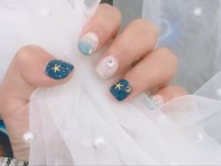 -纤指百魅美甲美睫