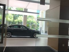 -上海安吉名轩·凯迪拉克4S店
