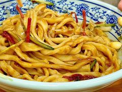 老北京炸酱面-门框胡同百年卤煮(鸟巢店)