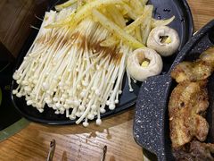 烤金针菇-小米烤肉·和牛原切-创意韩料(东关店)