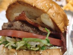 -The Habit Burger Grill 哈比特汉堡(爱琴海店)