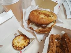 -必胜客(港悦广场店)